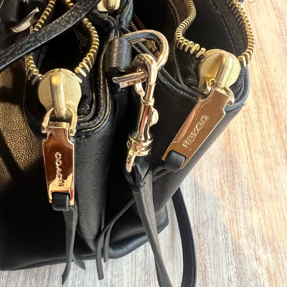 Large Pebbled Leather Coach Borough Bag (Rare) - Picture 12 of 16